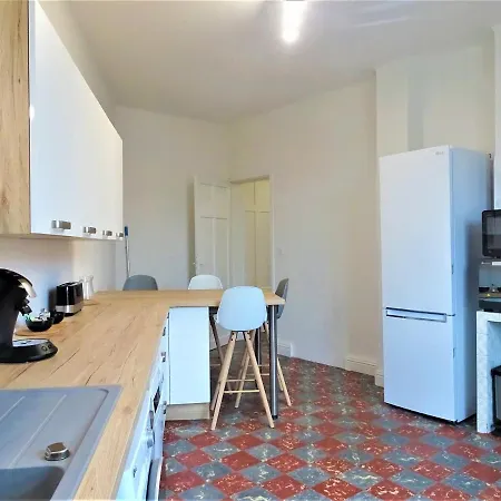 Chambre Privee Et Spacieuse Au Sein D'un Logement Partage - Central, Quartier Villebourbon - 3 Doubles - 2 Balcons - Places De Stationnements Gratuites - 5 Min A Pied Gare Et Hypercentre Montauban
