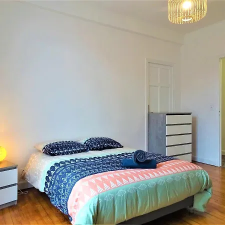 Chambre Privee Et Spacieuse Au Sein D'un Logement Partage - Central, Quartier Villebourbon - 3 Doubles - 2 Balcons - Places De Stationnements Gratuites - 5 Min A Pied Gare Et Hypercentre Montauban