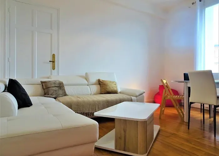 דירה Chambre Privee Et Spacieuse Au Sein D'un Logement Partage - Central, Quartier Villebourbon - 3 Doubles - 2 Balcons - Places De Stationnements Gratuites - 5 Min A Pied Gare Et Hypercentre מונטובן