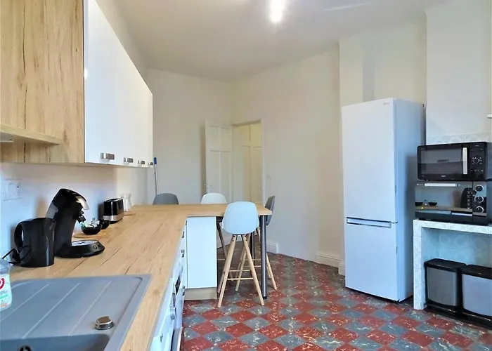 Chambre Privee Et Spacieuse Au Sein D'un Logement Partage - Central, Quartier Villebourbon - 3 Doubles - 2 Balcons - Places De Stationnements Gratuites - 5 Min A Pied Gare Et Hypercentre מונטובן