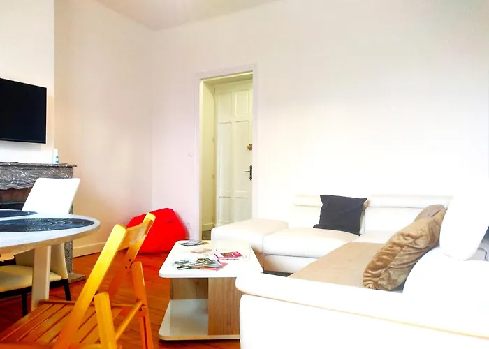 דירה Chambre Privee Et Spacieuse Au Sein D'un Logement Partage - Central, Quartier Villebourbon - 3 Doubles - 2 Balcons - Places De Stationnements Gratuites - 5 Min A Pied Gare Et Hypercentre *